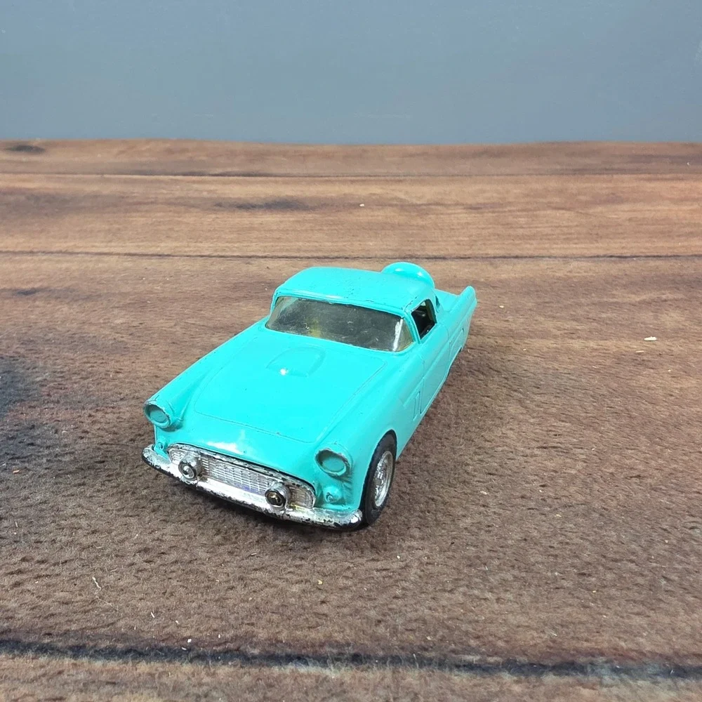 Tootsietoy 56 T-Bird Toy Car Teal Good Diecast 1956 Ford Thunderbird Continental